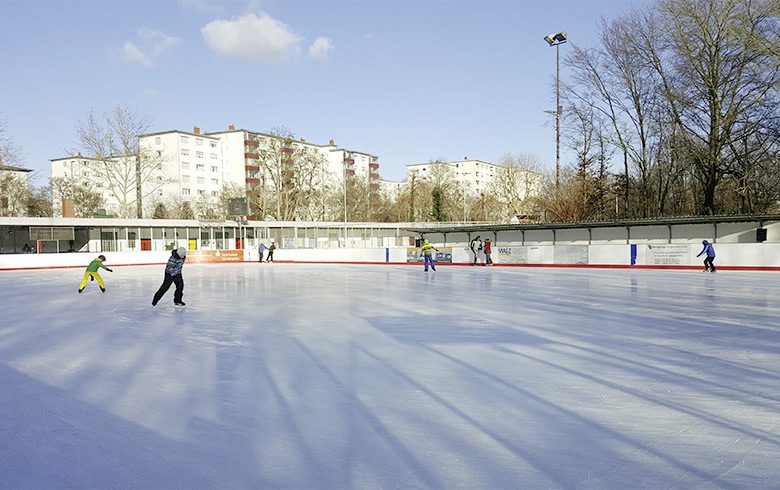 Winterspaß im Eisstadion Ludwigshafen