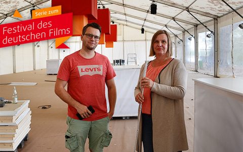 Letzter Schliff an der Zeltstadt des Filmfestivals