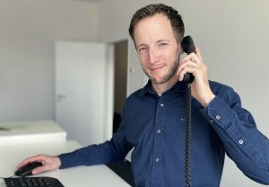 Sven Schöfer vertreibt die Dienstleistungen von TWL rund um E-Mobilität und das TWL Wärme-Paket.