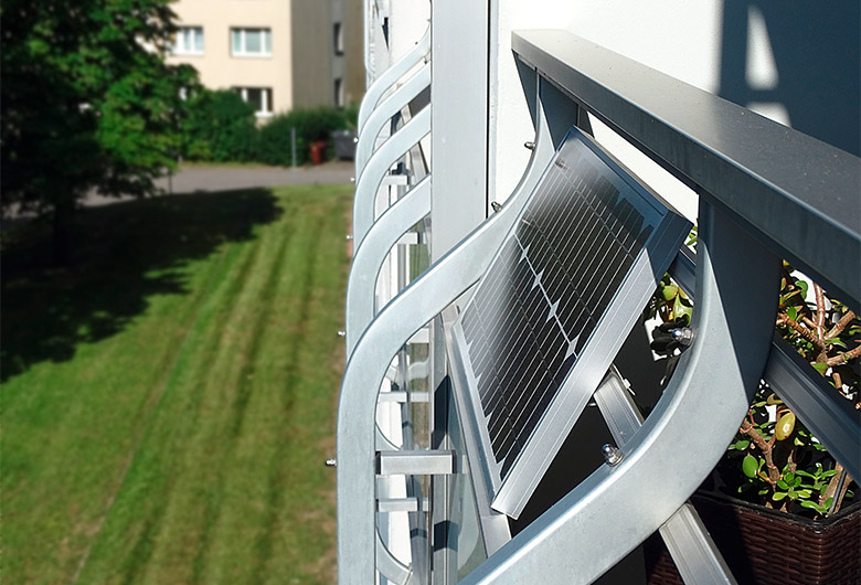 Mini-Solaranlagen erzeugen Grünstrom vom Balkon