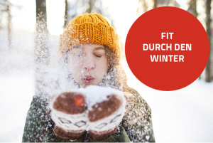 Frau im Schnee mit der Aufschrift fit durch den Winter
