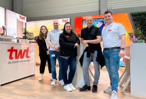 TWL Mitarbeiter am Maimarktstand