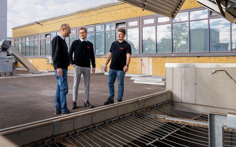 Hybrid-Regelkraftwerk auf einen Klick